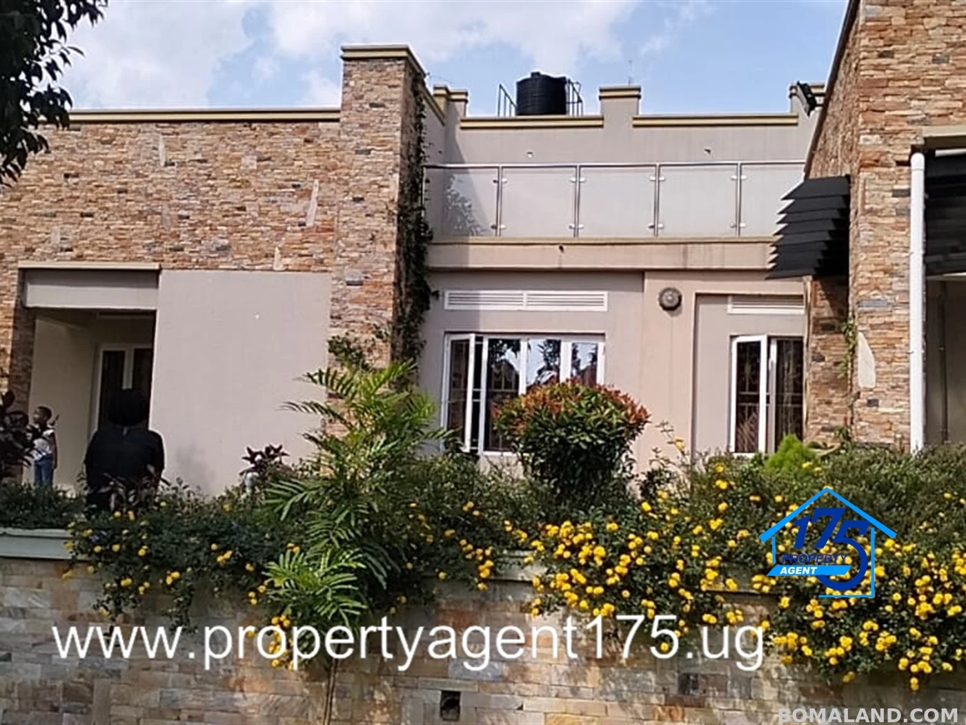 5 bedroom Duplex for sale in Kisaasi Kampala Uganda