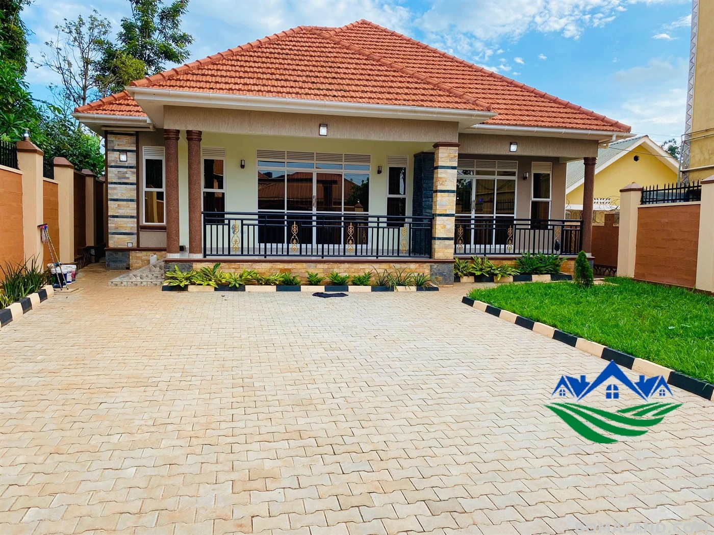 4 bedroom Bungalow for sale in Kitende Wakiso Uganda