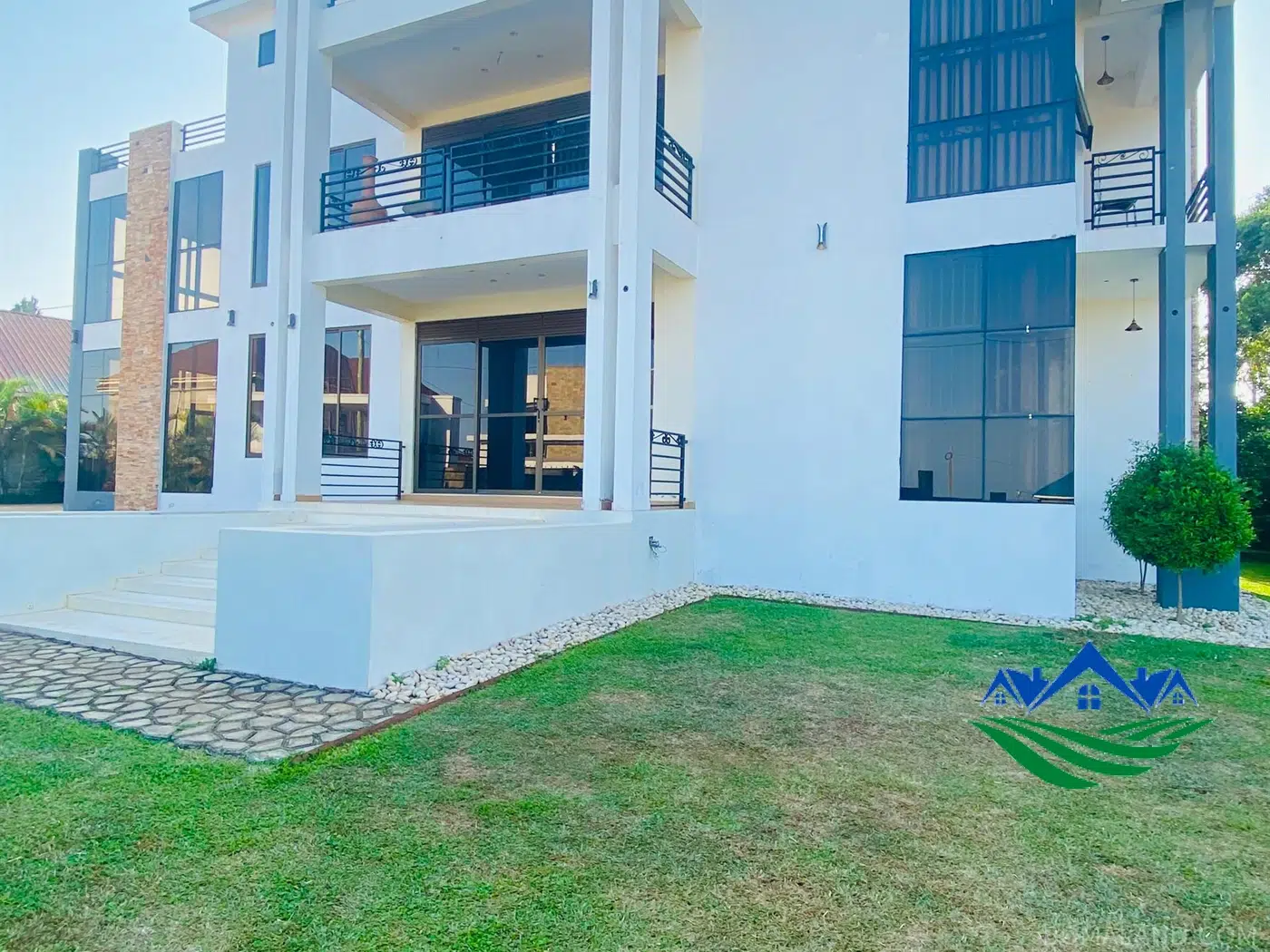5 bedroom Mansion for sale in Garuga Wakiso Uganda