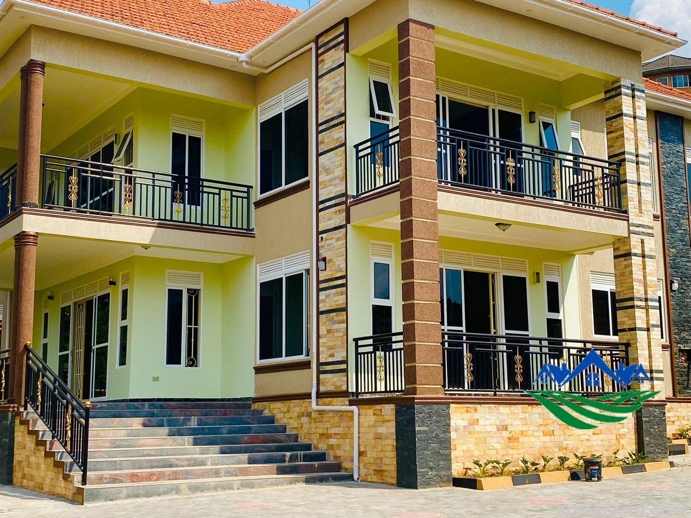 7 bedroom Mansion for sale in Bwebajja Wakiso Uganda