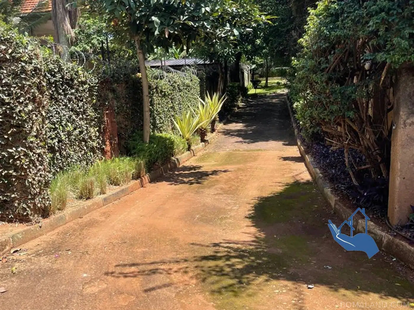 4 bedroom Bungalow for sale in Kansanga Kampala Uganda