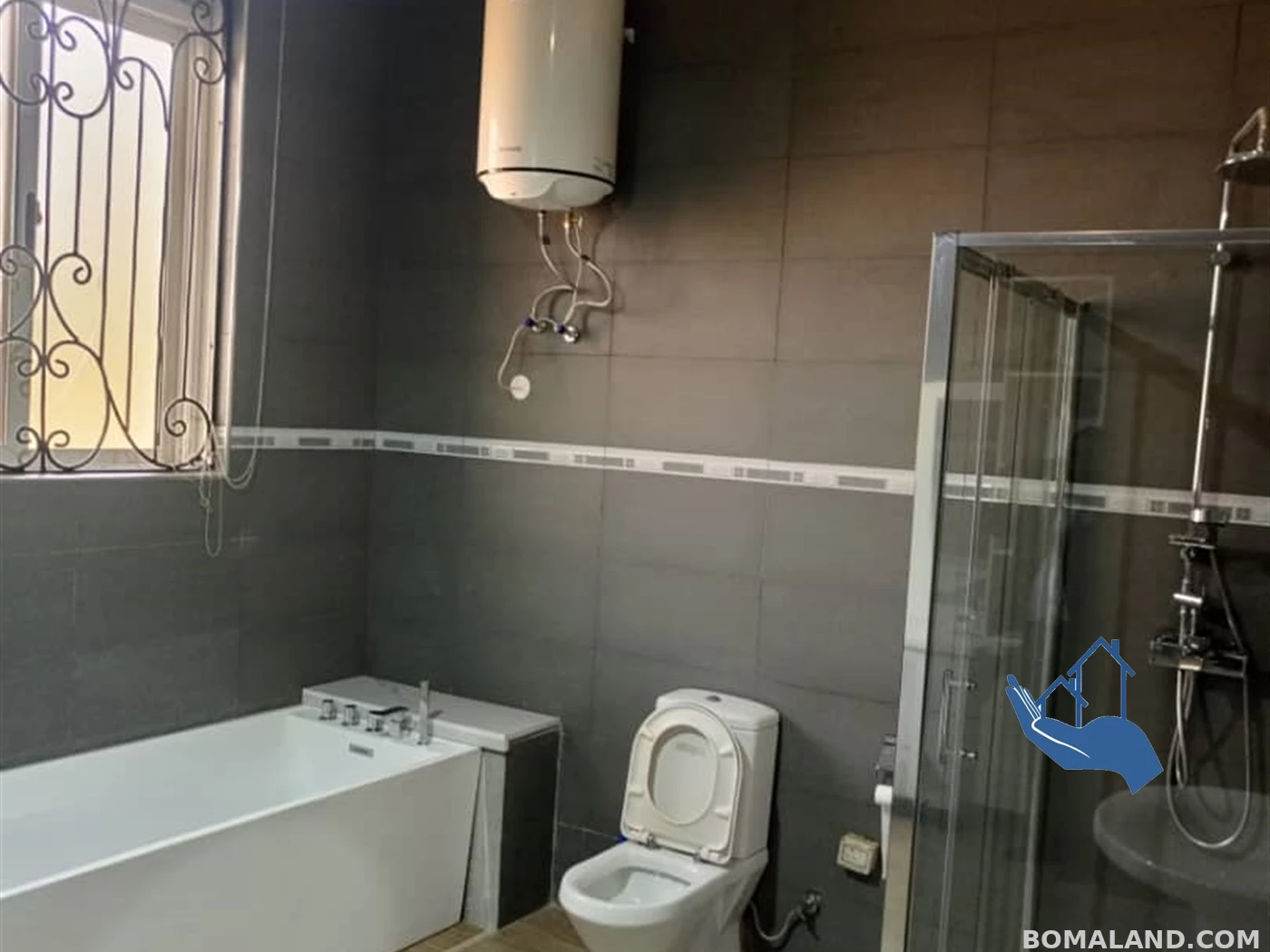4 bedroom Bungalow for sale in Muyenga Kampala Uganda