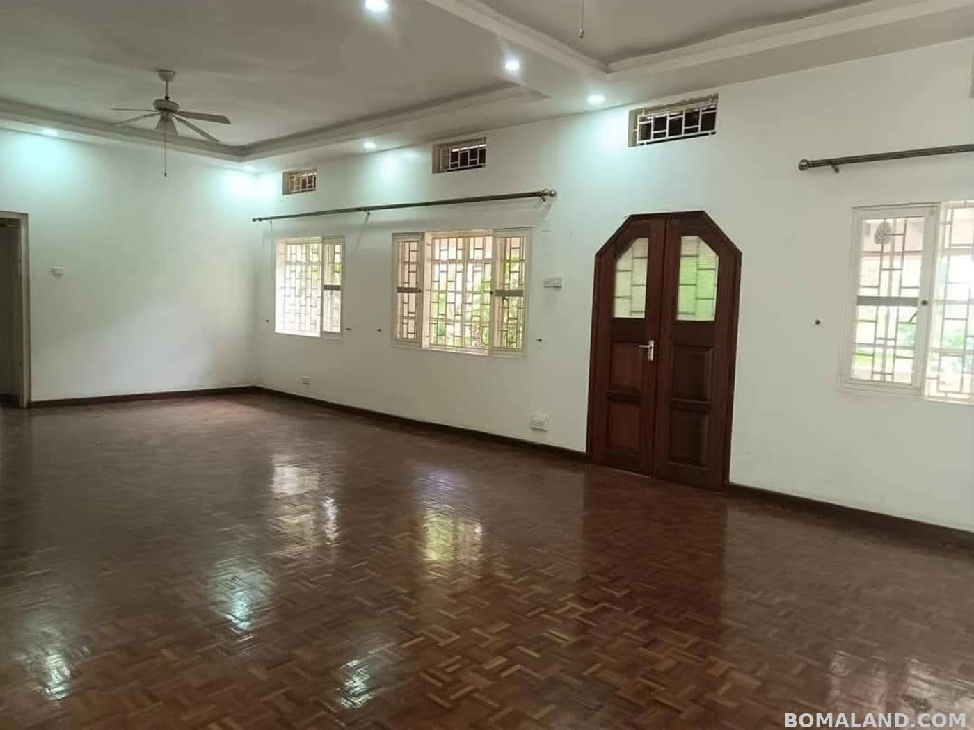4 bedroom Bungalow for sale in Kololo Kampala Uganda