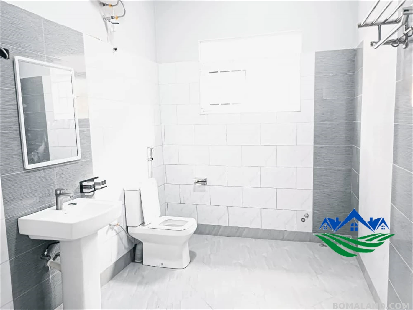 5 bedroom Bungalow for sale in Bwebajja Wakiso Uganda