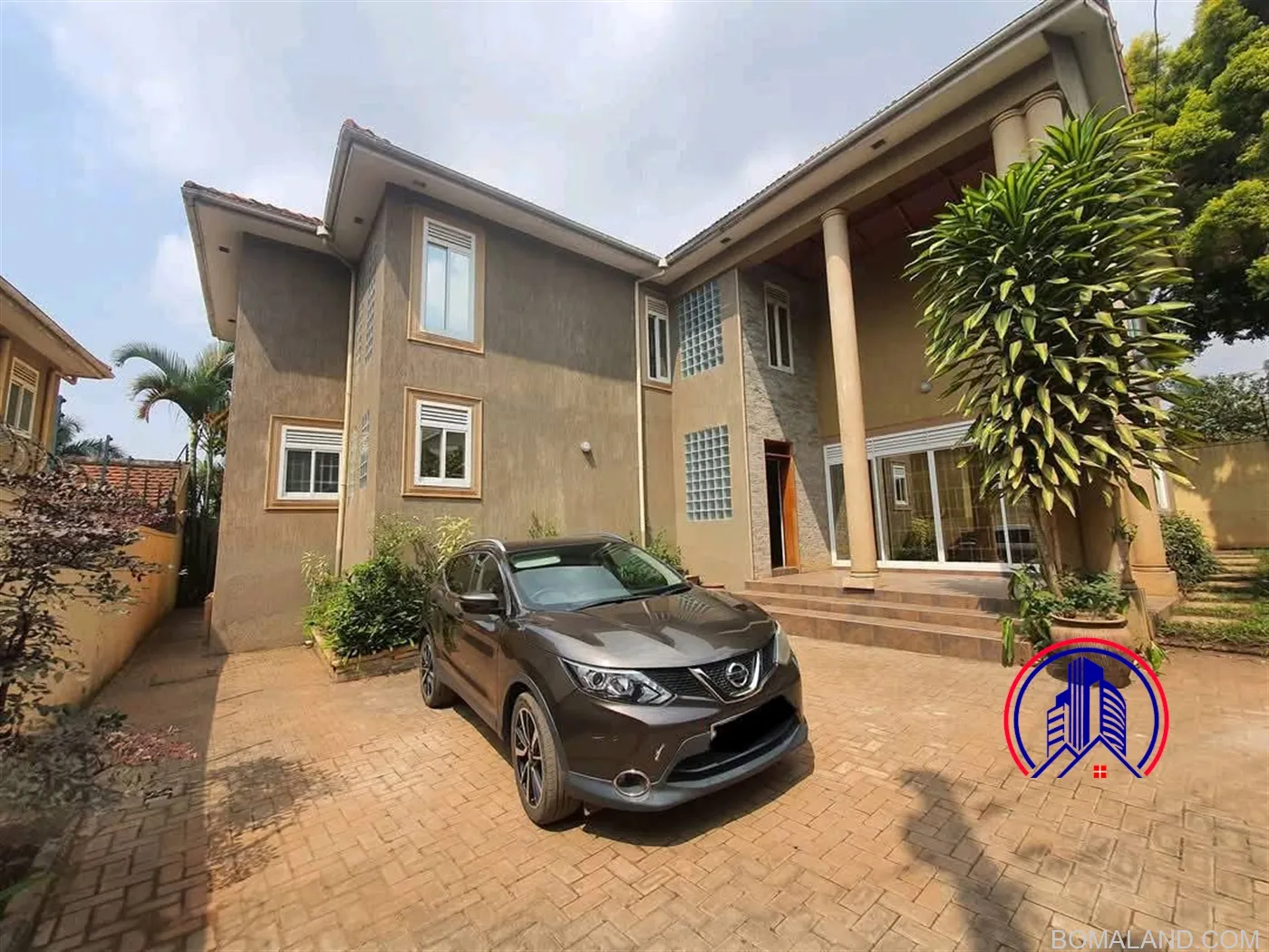 4 bedroom Storeyed house for sale in Kansanga Kampala Uganda