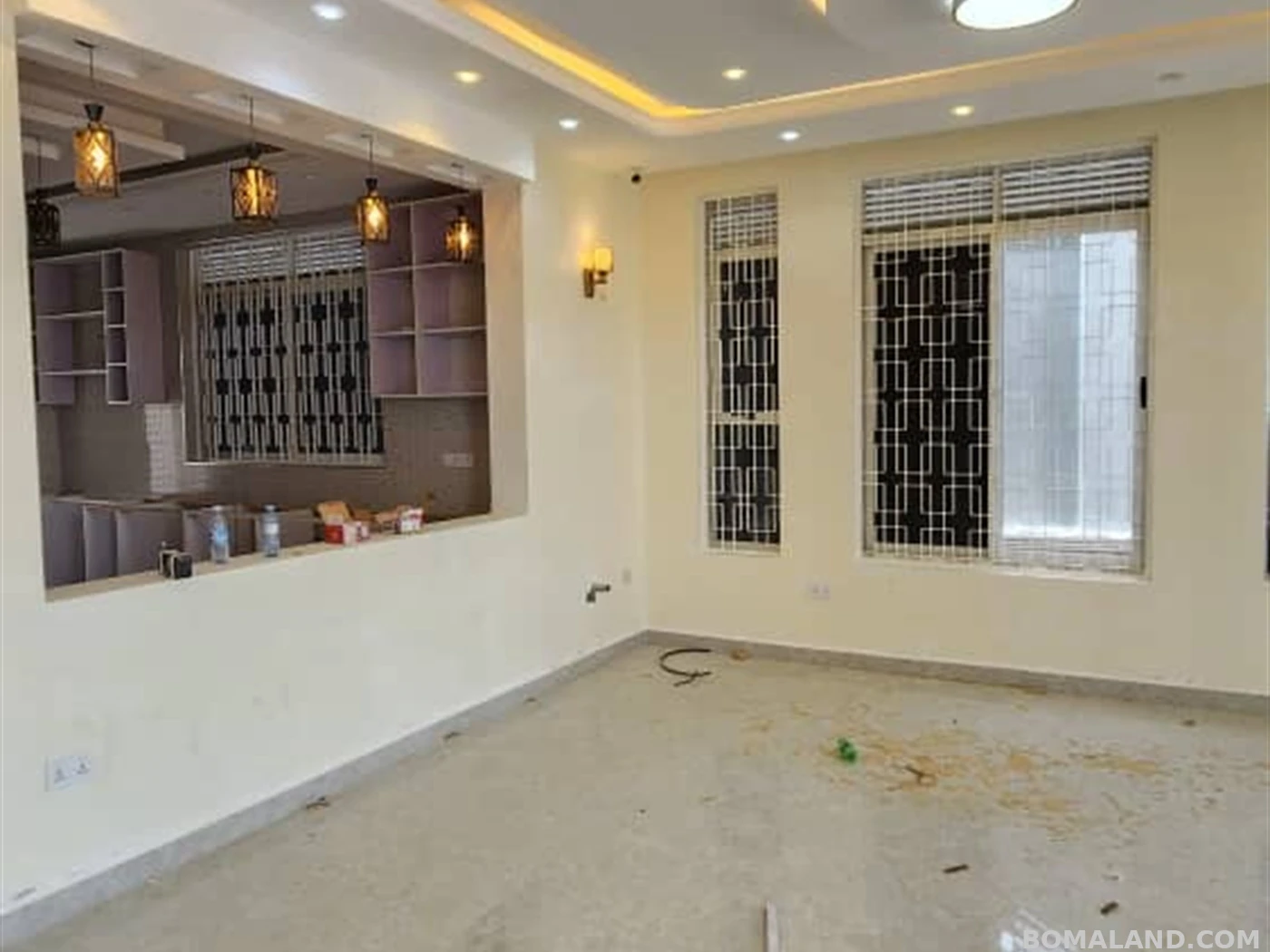 6 bedroom Storeyed house for sale in Munyonyo Kampala Uganda