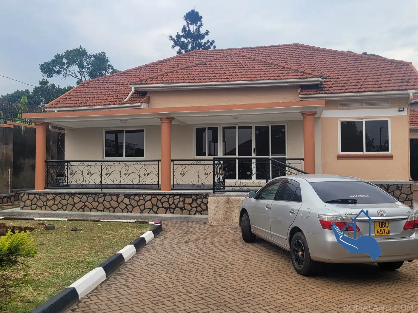 14 bedroom Bungalow for rent in Kansanga Kampala Uganda