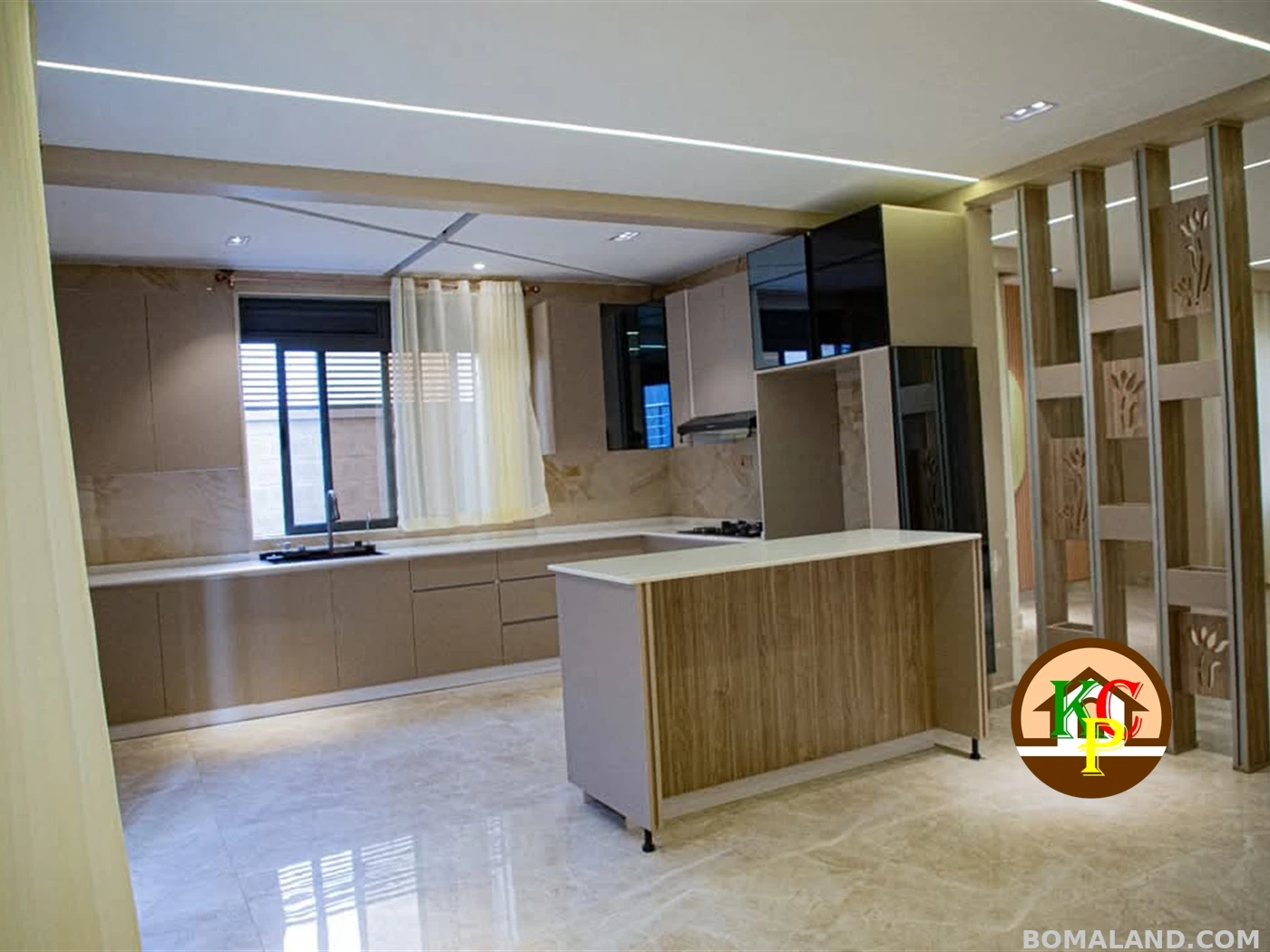 5 bedroom Storeyed house for sale in Namulanda Wakiso Uganda