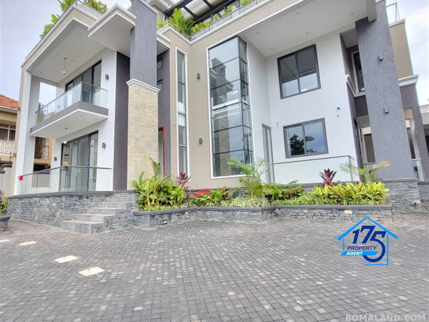 5 bedroom Mansion for sale in Kyanja Kampala Uganda