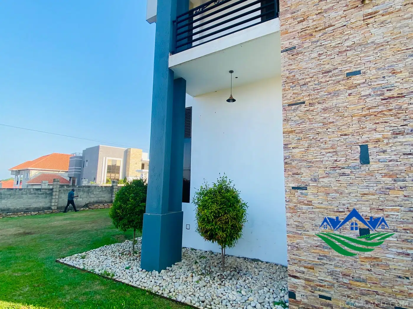 5 bedroom Mansion for sale in Garuga Wakiso Uganda