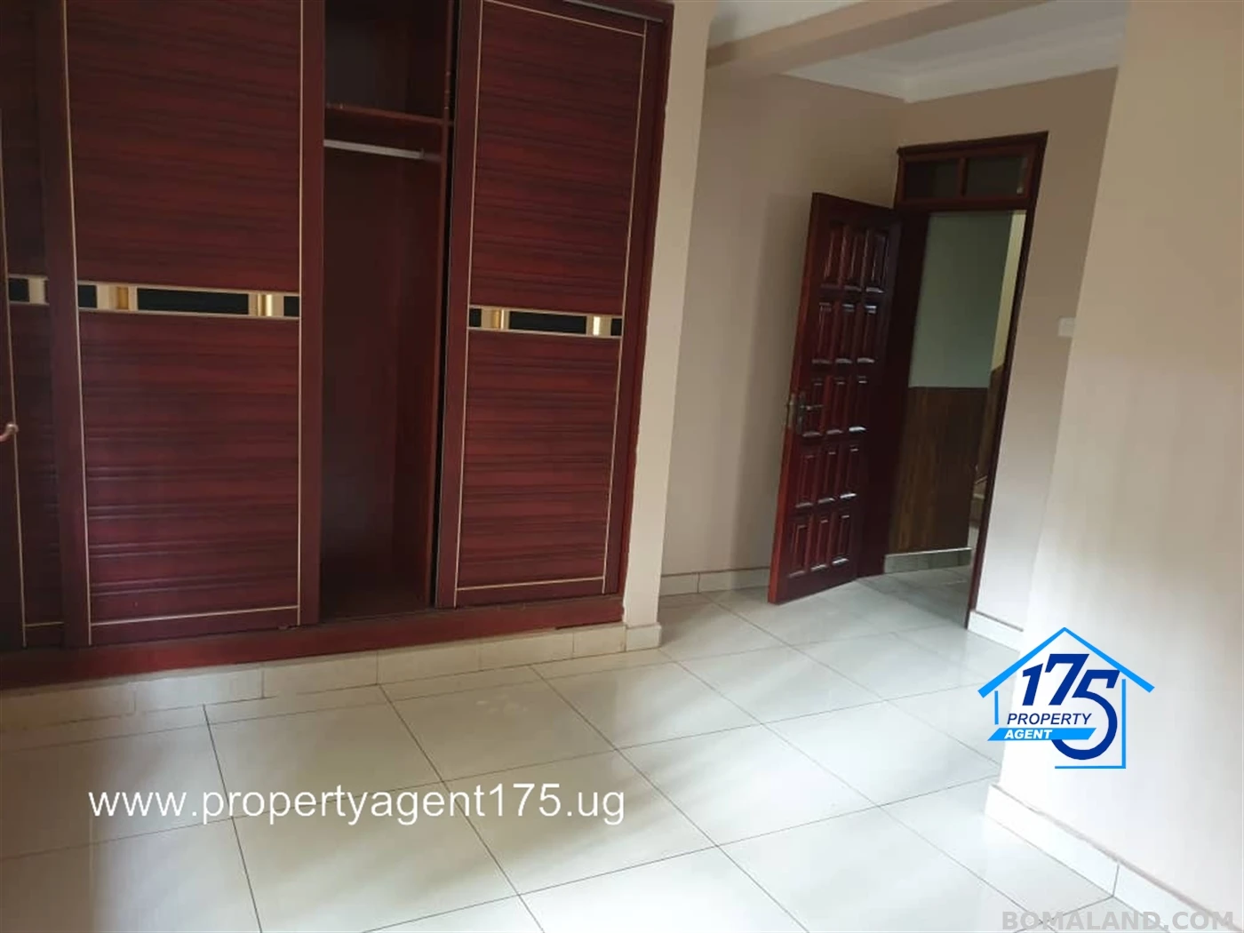 6 bedroom Duplex for sale in Najjera Wakiso Uganda