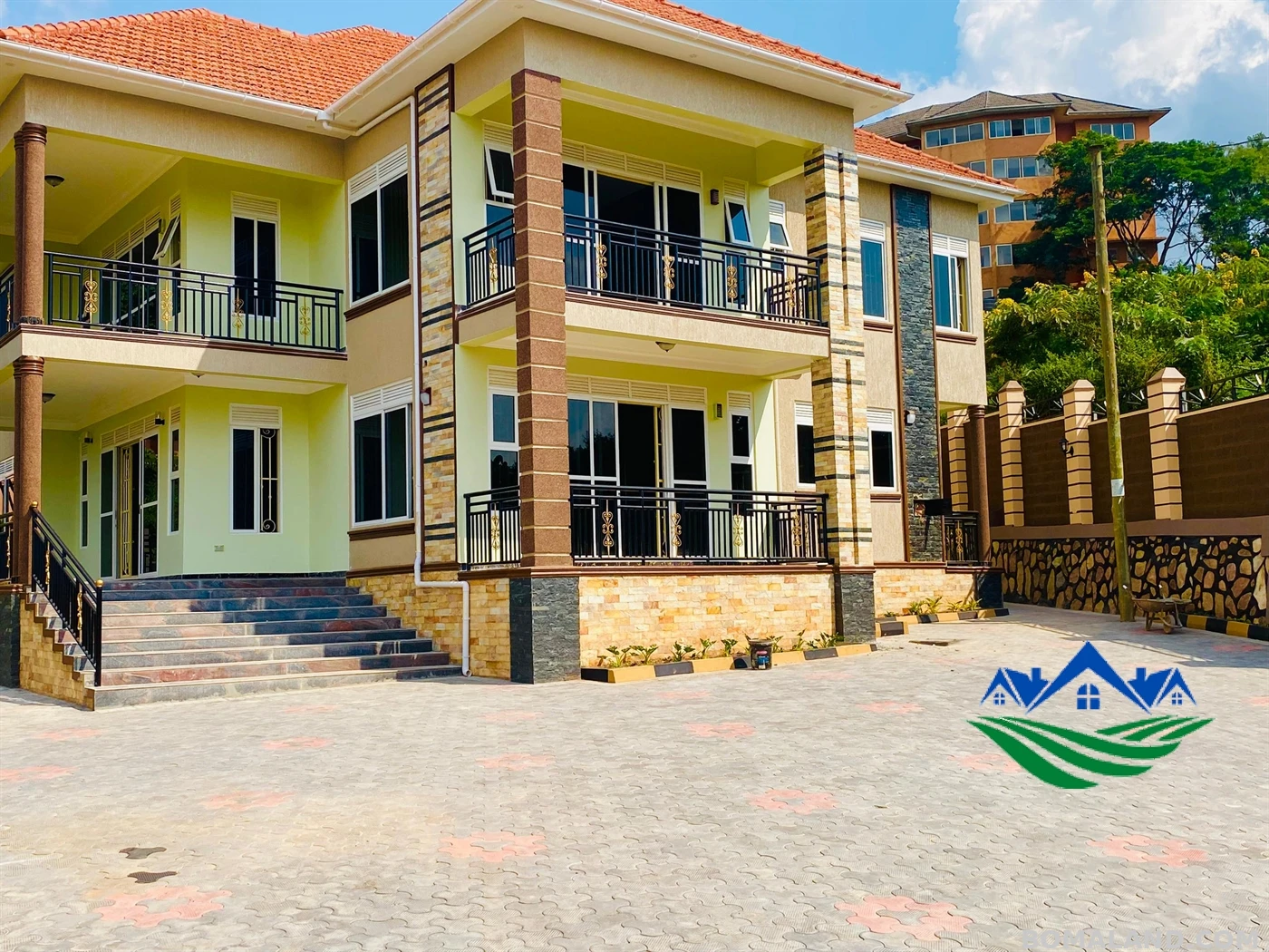 7 bedroom Mansion for sale in Bwebajja Wakiso Uganda