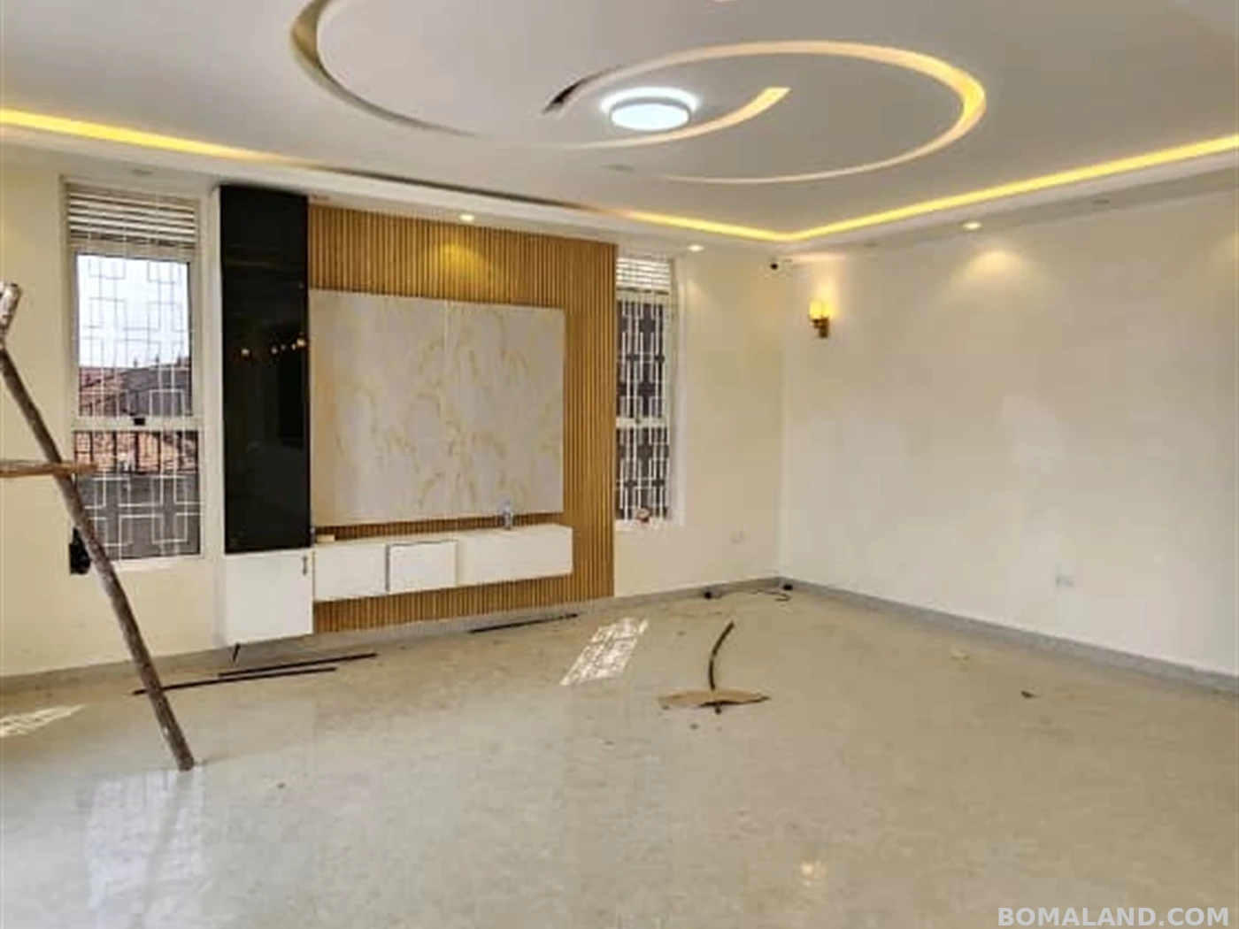 6 bedroom Storeyed house for sale in Munyonyo Kampala Uganda