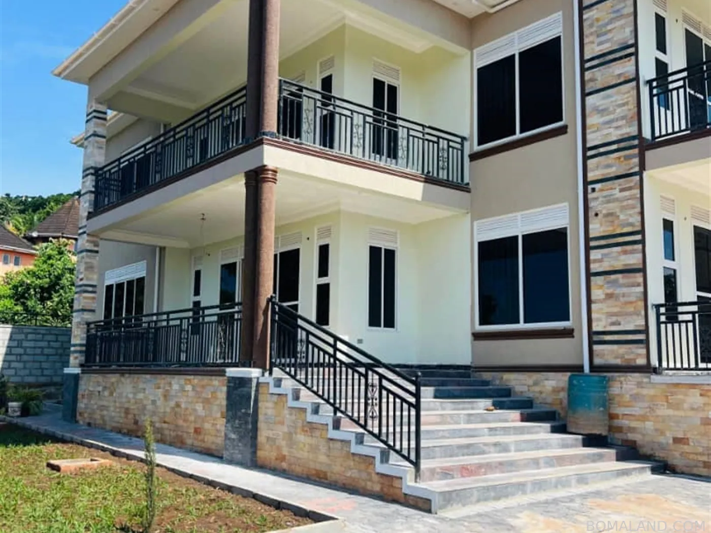 6 bedroom Mansion for sale in Bwebajja Wakiso Uganda