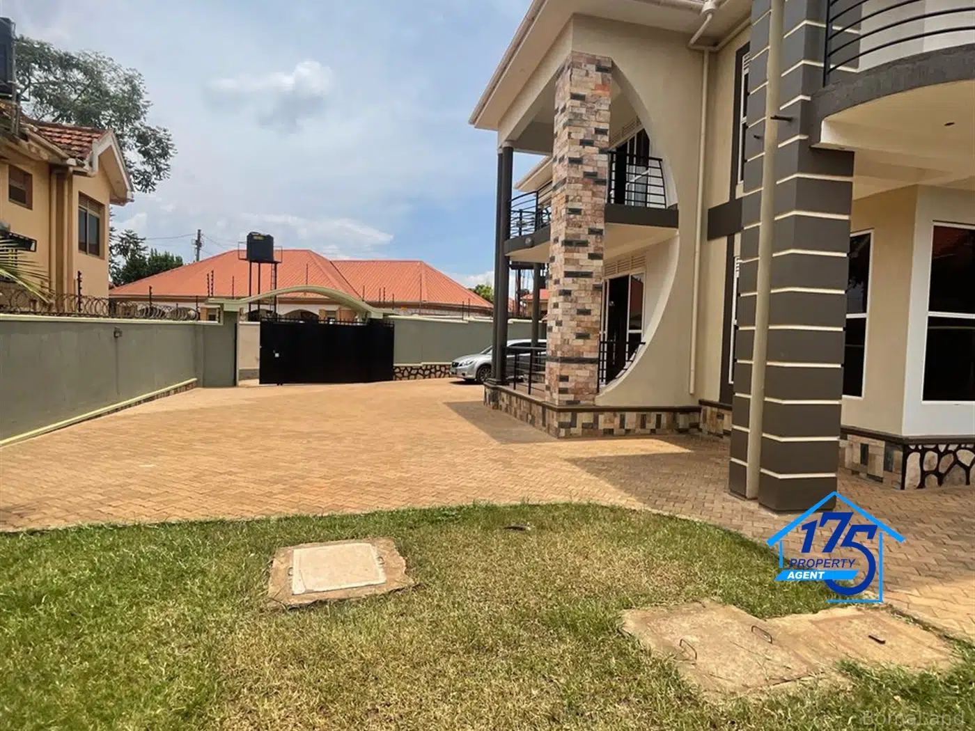 6 bedroom Mansion for sale in Najjera Wakiso Uganda