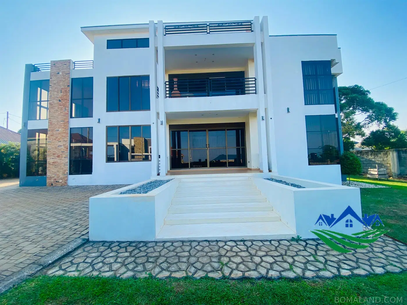 5 bedroom Mansion for sale in Garuga Wakiso Uganda