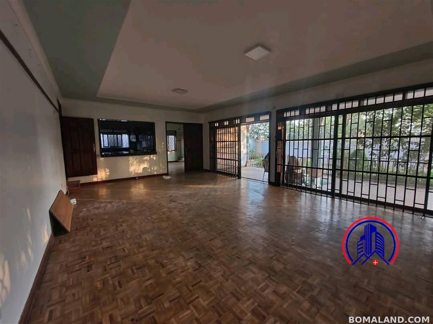 5 bedroom Storeyed house for rent in Kansanga Kampala Uganda
