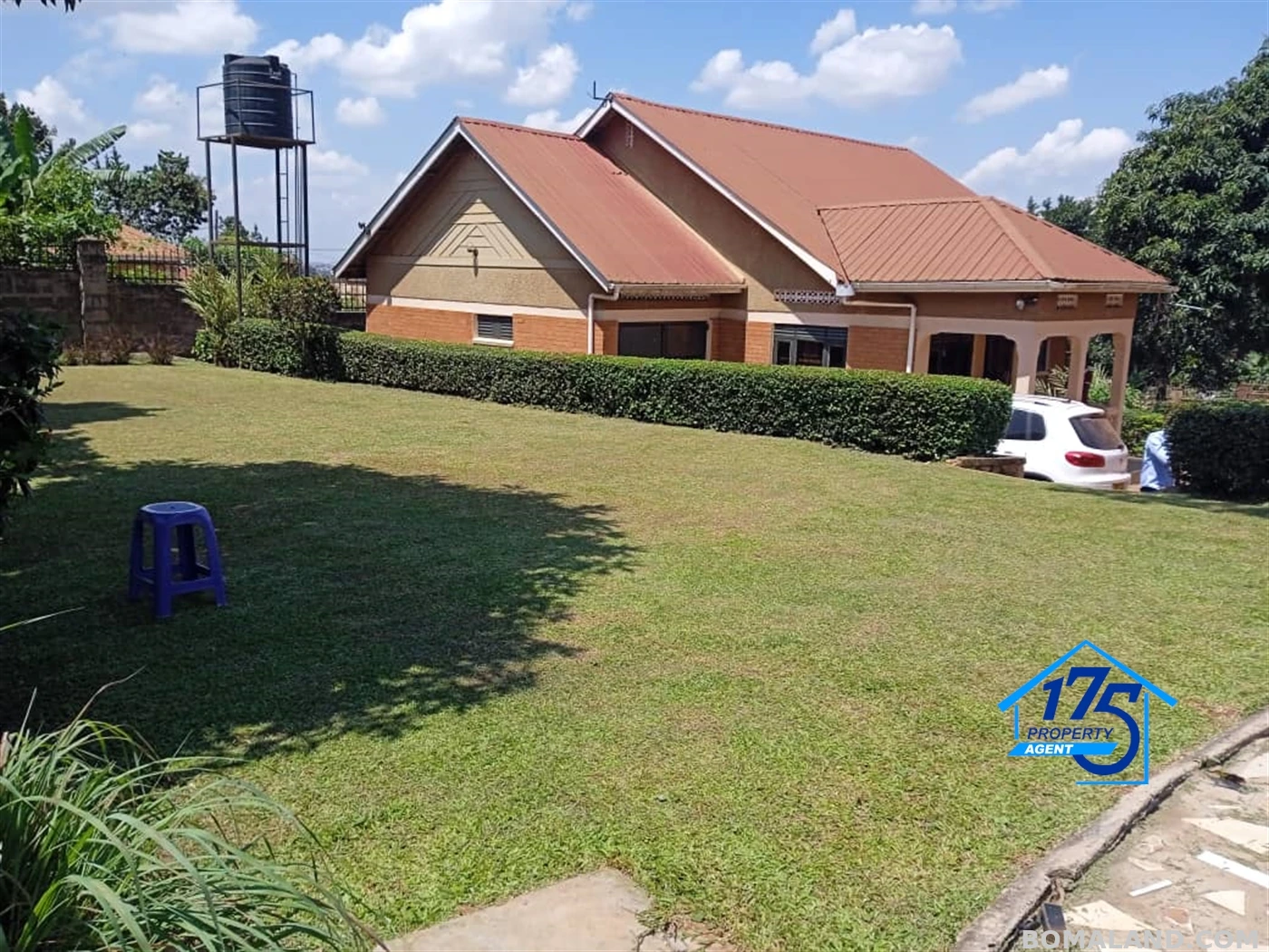 3 bedroom Bungalow for sale in Kisaasi Kampala Uganda