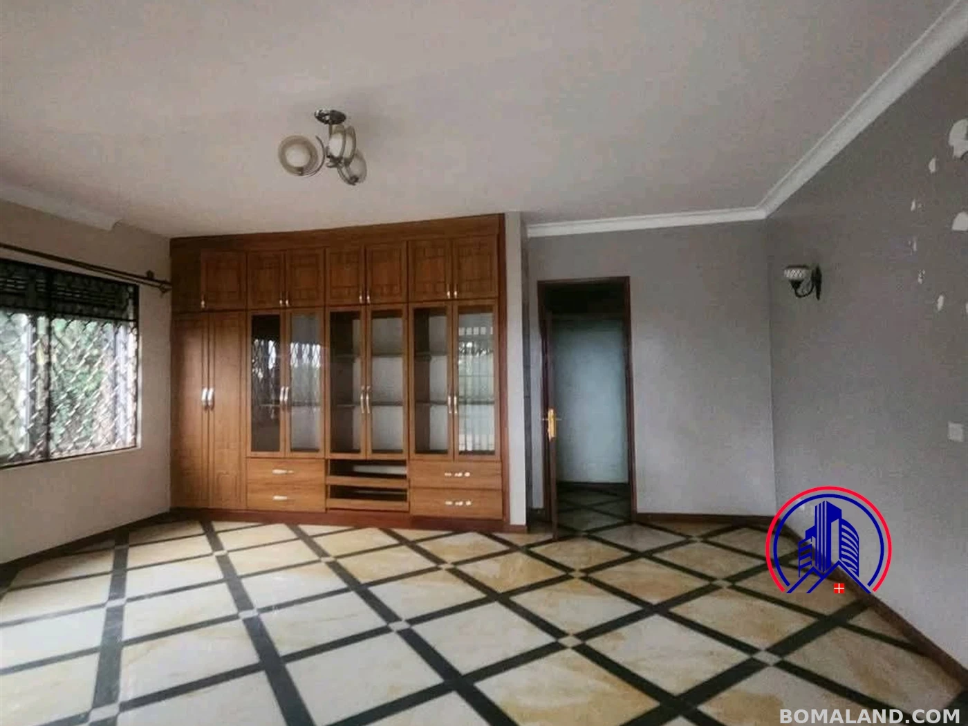 5 bedroom Storeyed house for rent in Kansanga Kampala Uganda
