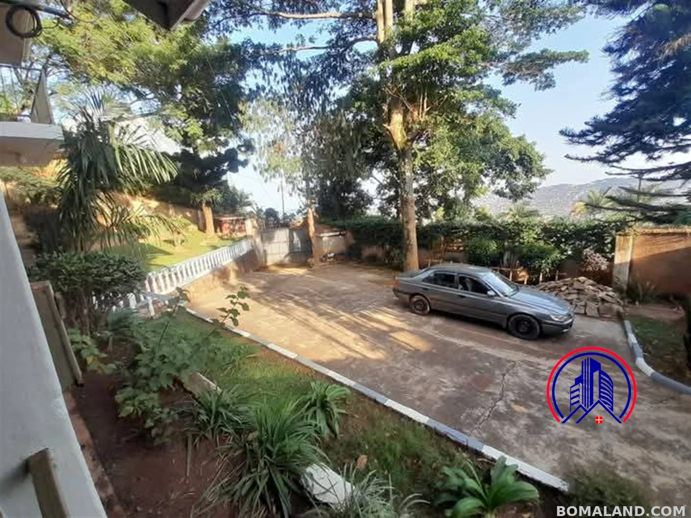 4 bedroom Storeyed house for sale in Muyenga Kampala Uganda
