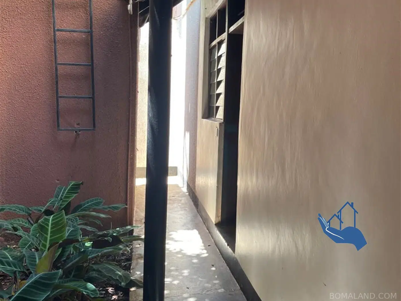 4 bedroom Bungalow for sale in Kansanga Kampala Uganda