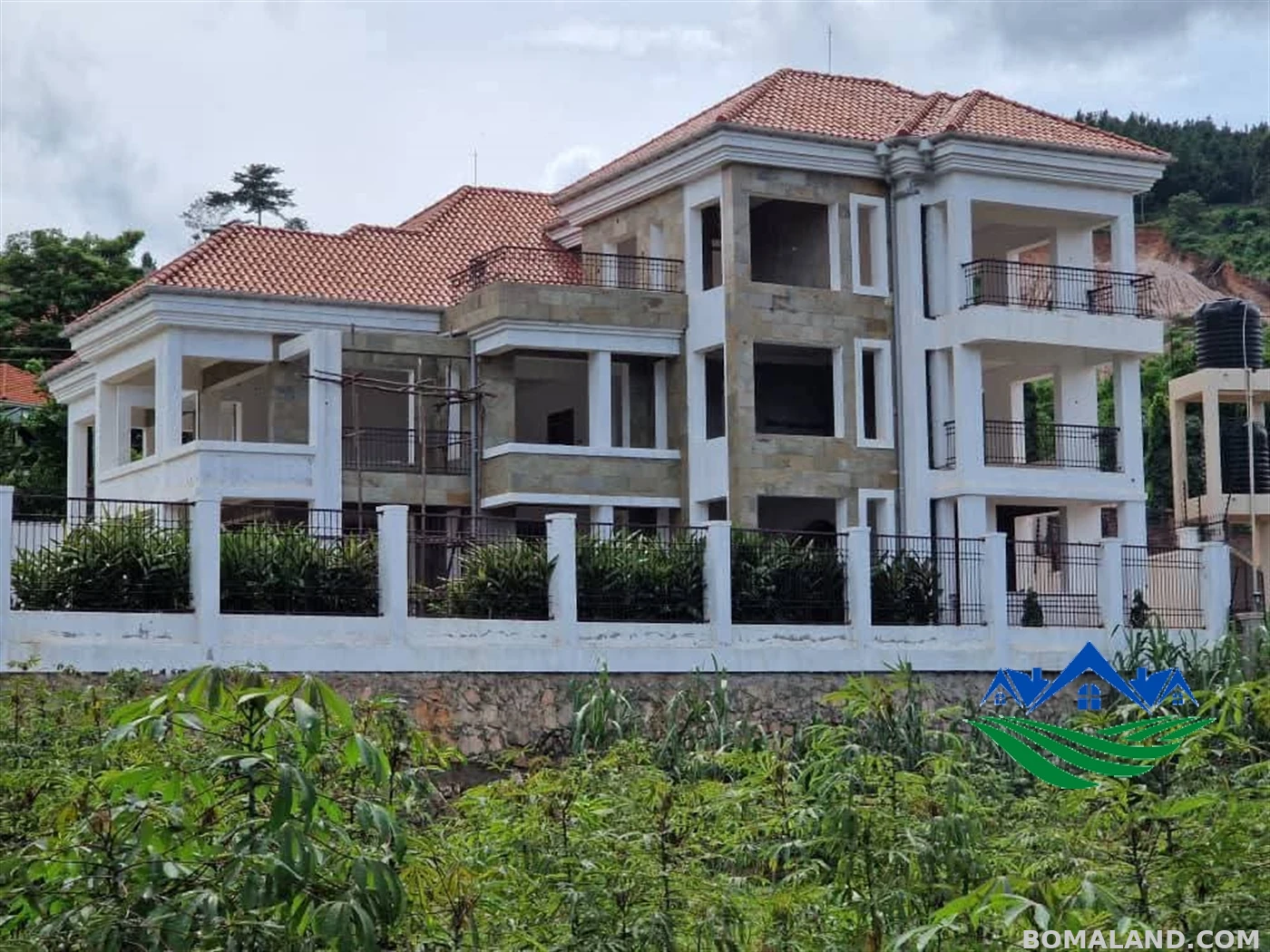 7 bedroom Mansion for sale in Lubowa Wakiso Uganda