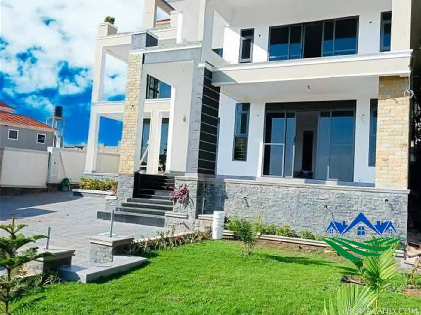 7 bedroom Mansion for sale in Kyanja Wakiso Uganda