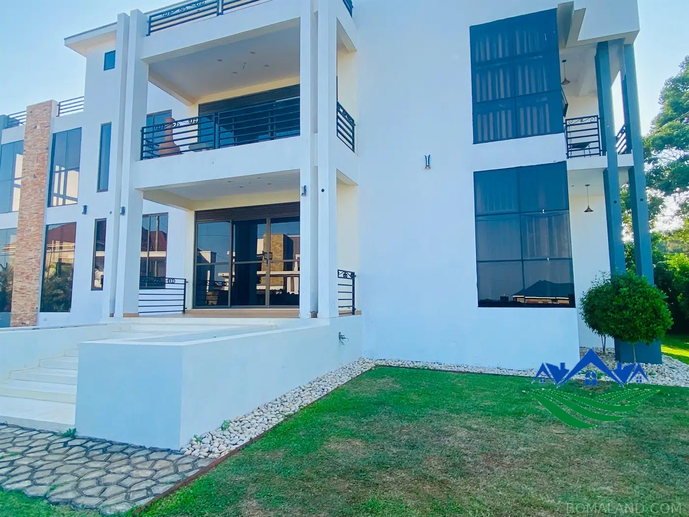 5 bedroom Mansion for sale in Garuga Wakiso Uganda