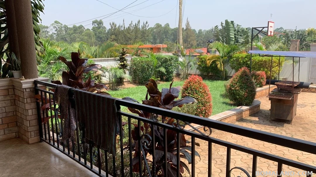 4 bedroom Bungalow for sale in Kira Wakiso Uganda