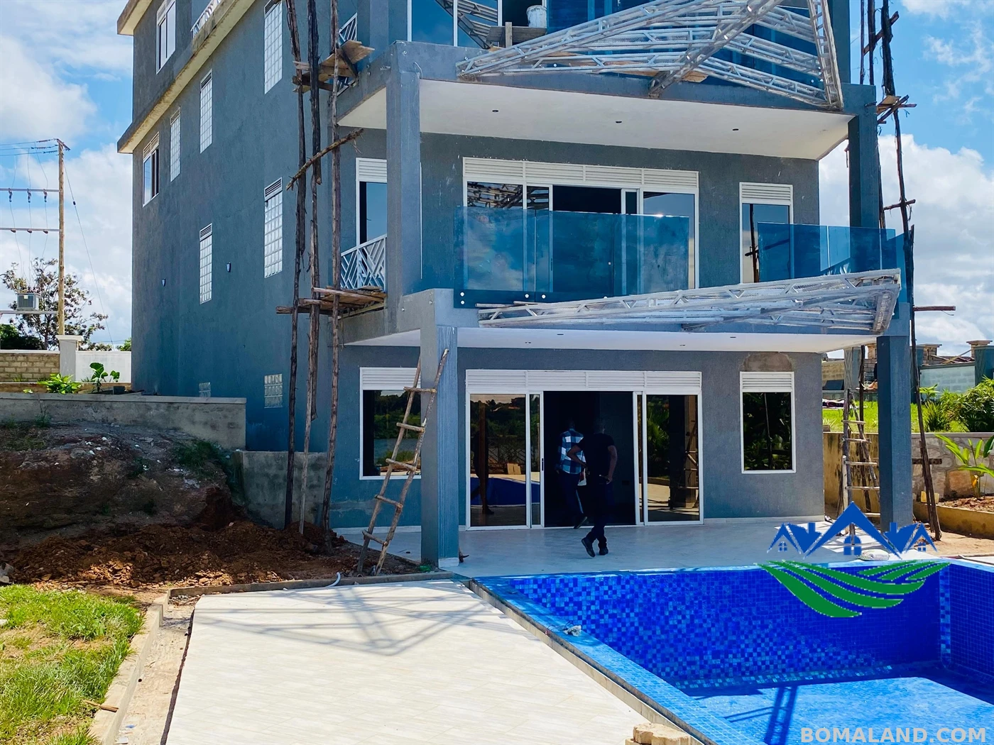 7 bedroom Mansion for sale in Kigo Wakiso Uganda