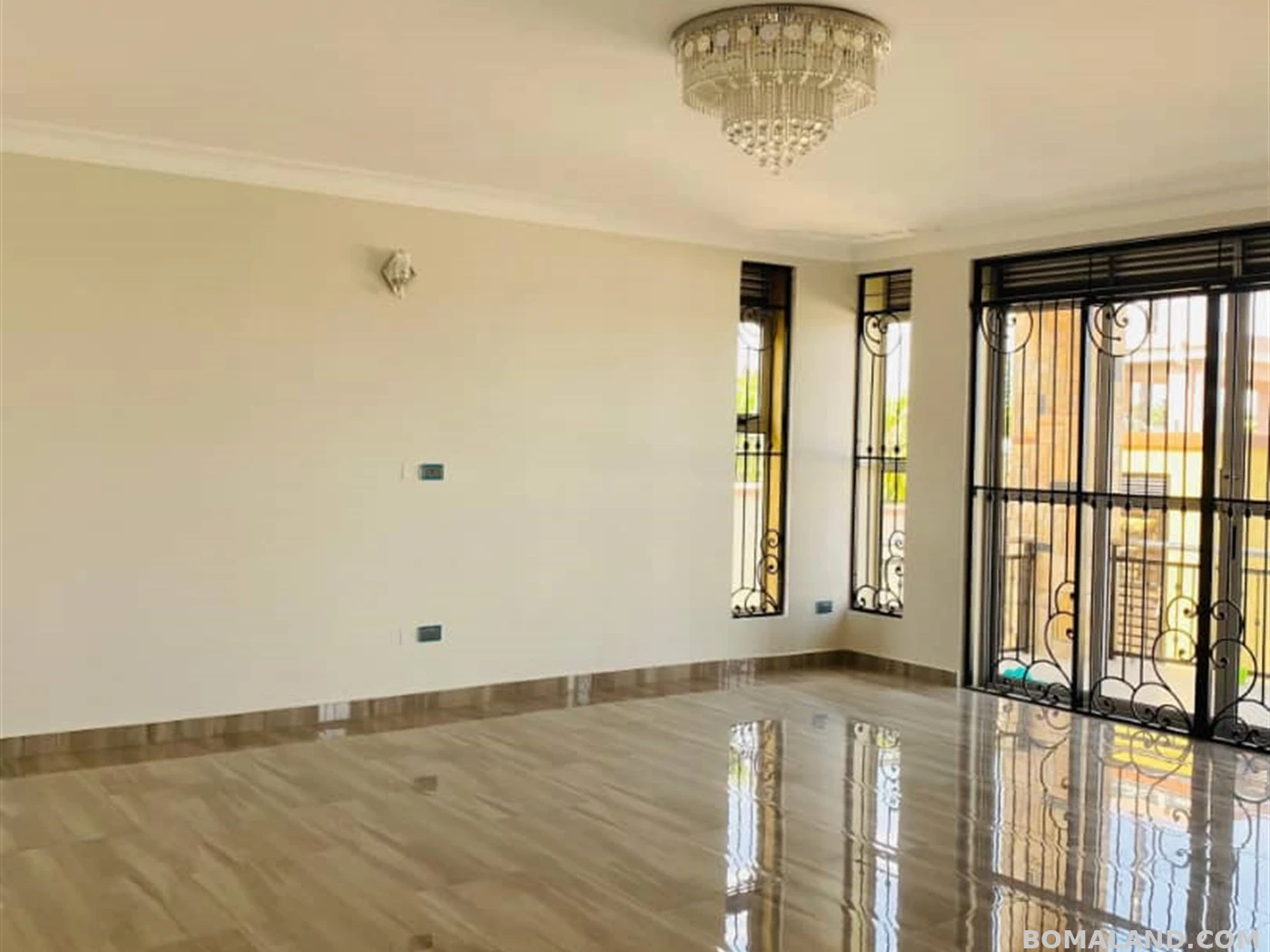 6 bedroom Mansion for sale in Kigo Kampala Uganda