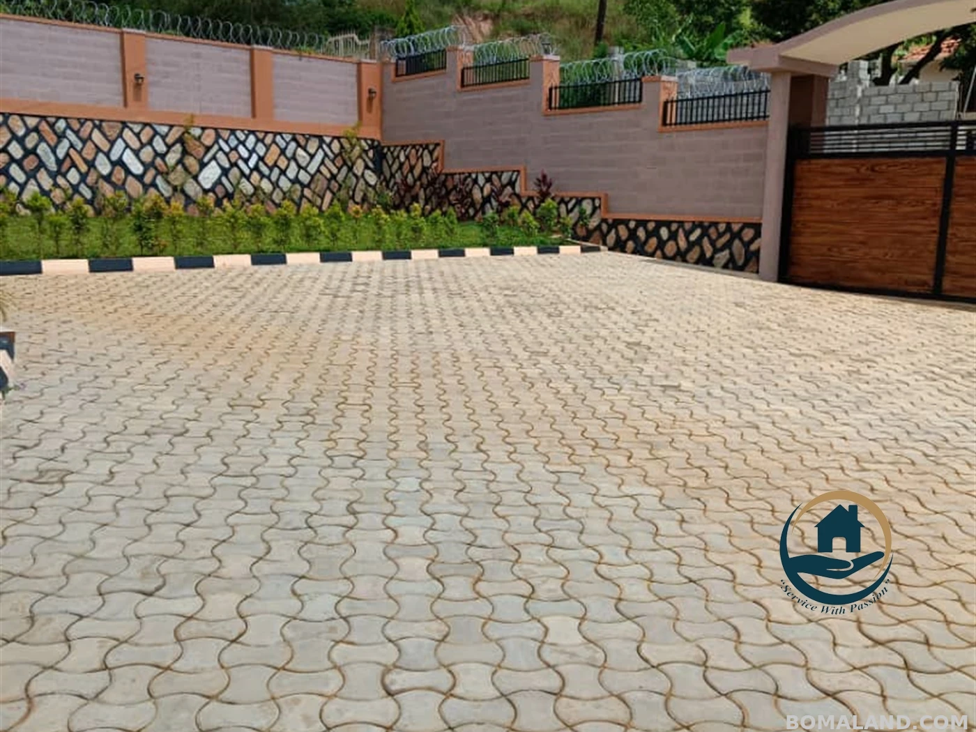 4 bedroom Bungalow for sale in Akright Wakiso Uganda