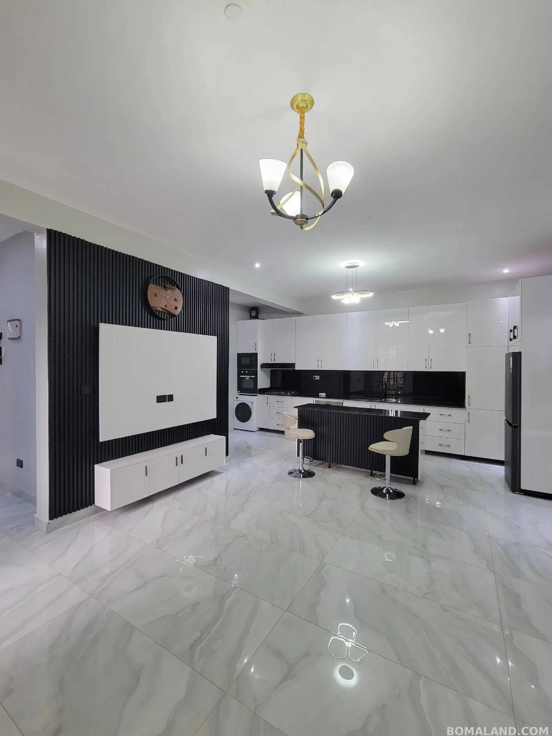 4 bedroom Storeyed house for sale in Kiwaatule Kampala Uganda