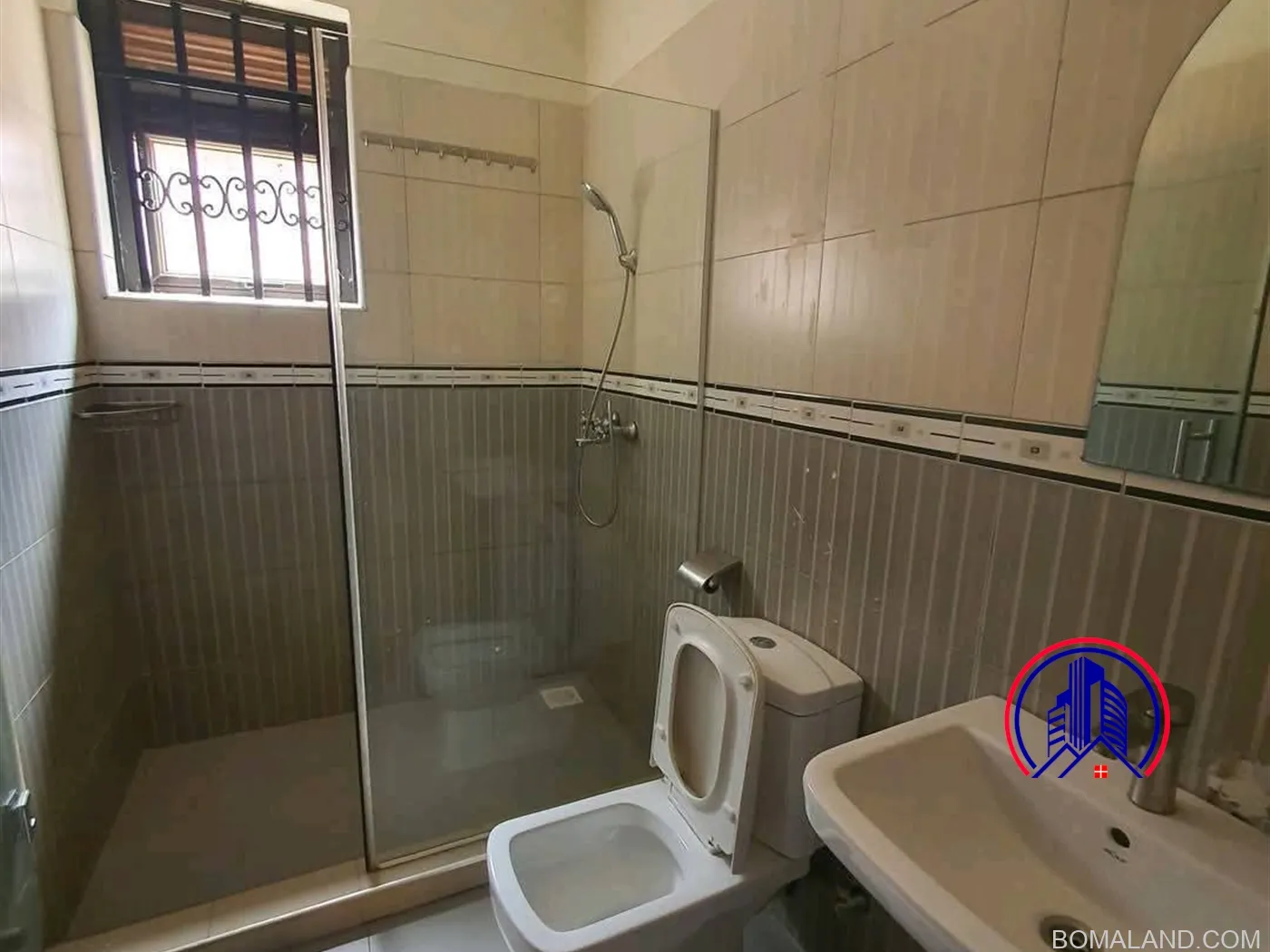 4 bedroom Storeyed house for sale in Kansanga Kampala Uganda