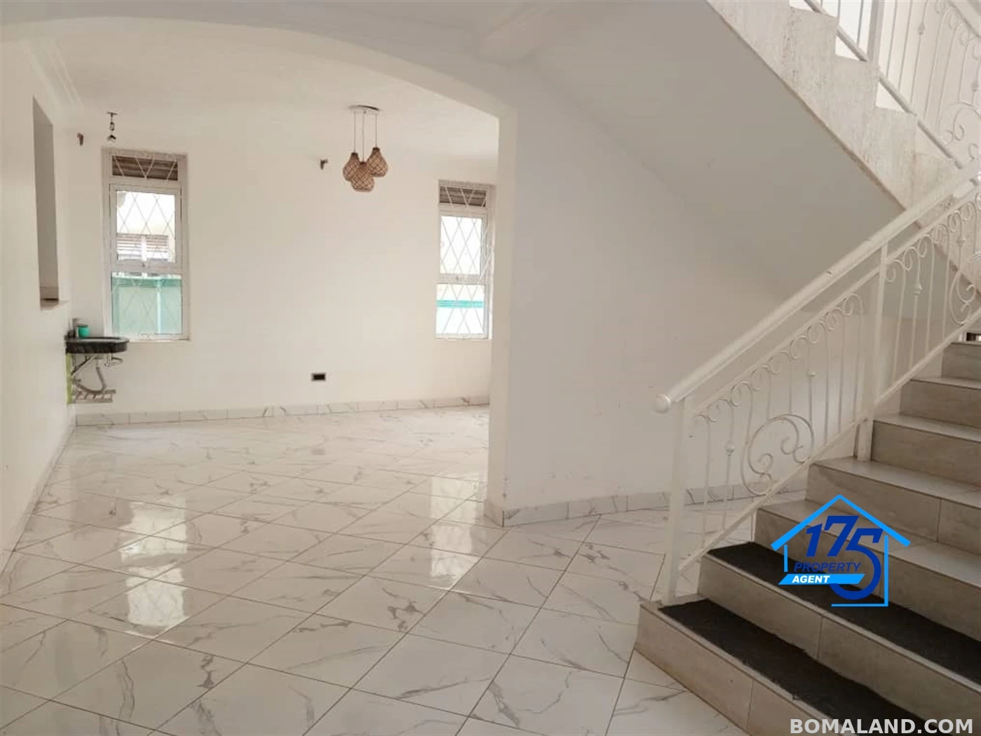 6 bedroom Duplex for sale in Kira Wakiso Uganda