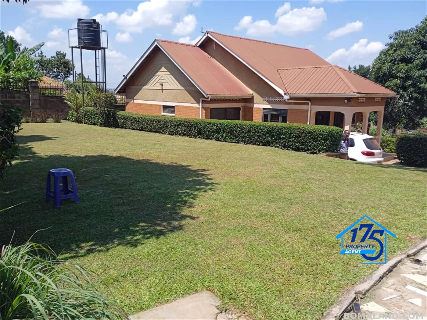 3 bedroom Bungalow for sale in Kisaasi Kampala Uganda
