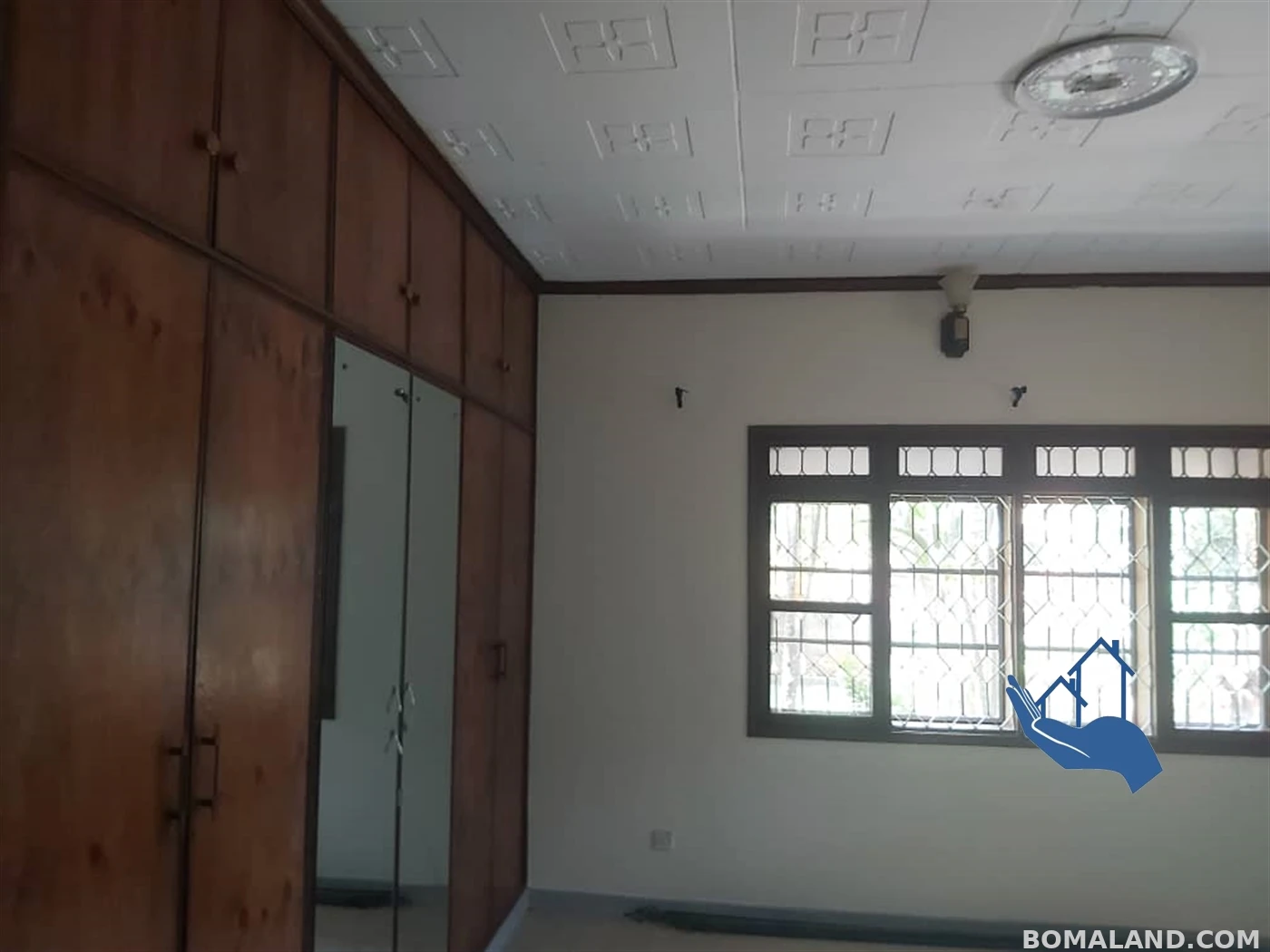 4 bedroom Bungalow for rent in Muyenga Kampala Uganda