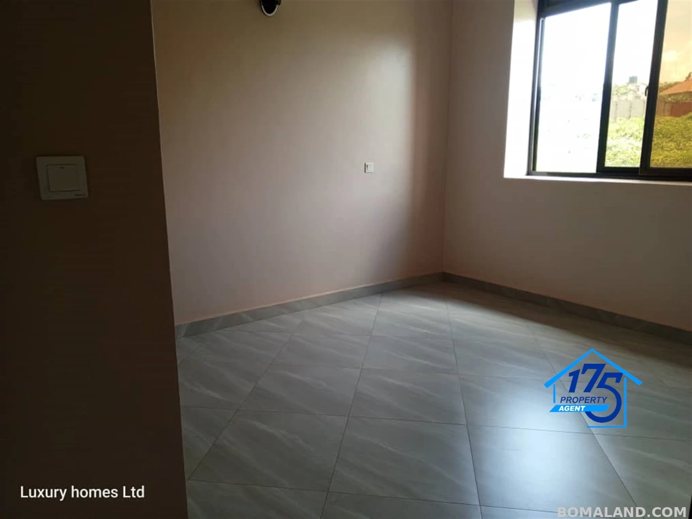 6 bedroom Duplex for sale in Kira Wakiso Uganda