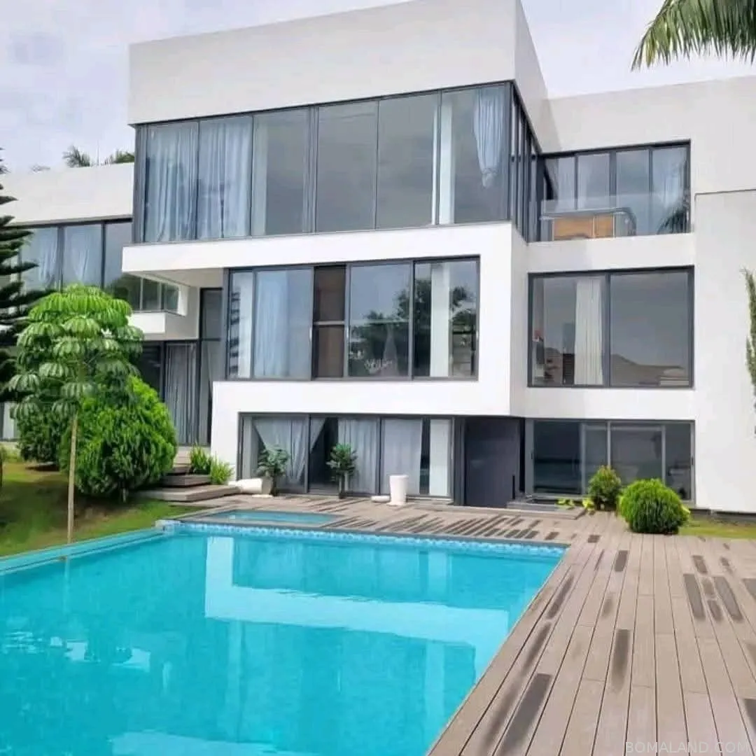 6 bedroom Mansion for sale in Munyonyo Kampala Uganda
