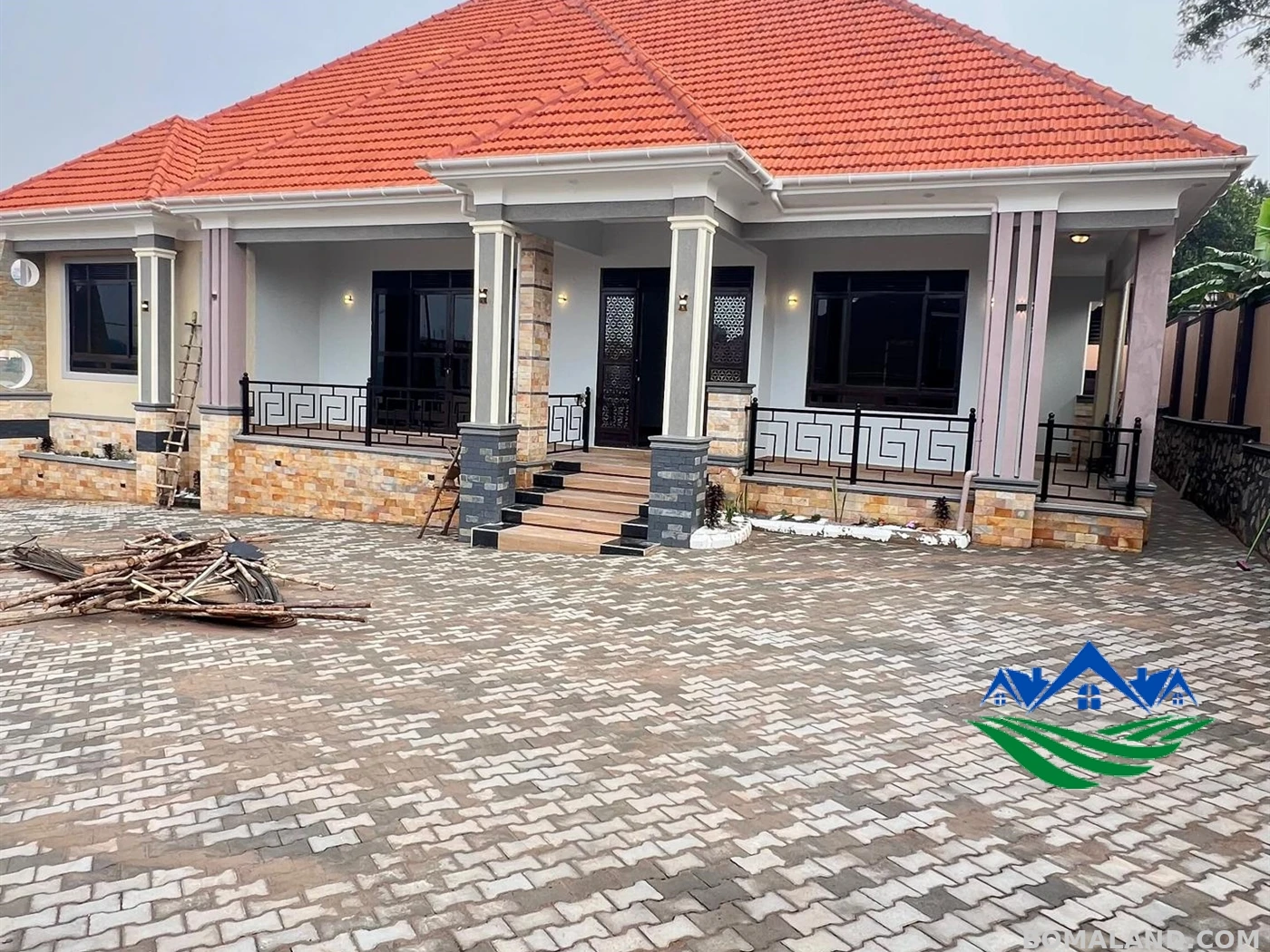 5 bedroom Bungalow for sale in Kitende Wakiso Uganda
