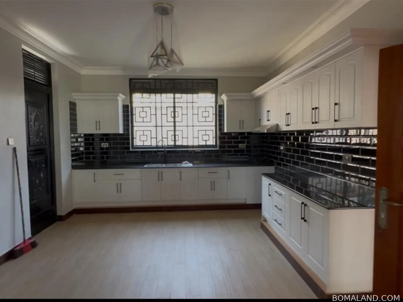 6 bedroom Storeyed house for sale in Naalya Wakiso Uganda