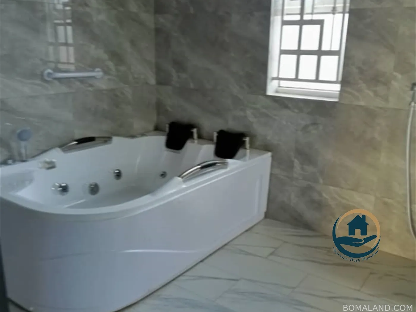 4 bedroom Bungalow for sale in Kajjansi Wakiso Uganda
