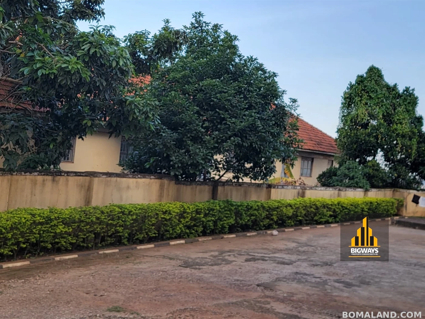 3 bedroom Apartment block for sale in Kisaasi Kampala Uganda