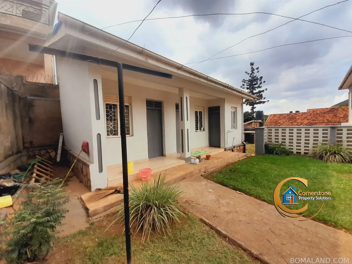 4 bedroom Storeyed house for rent in Bbunga Kampala Uganda
