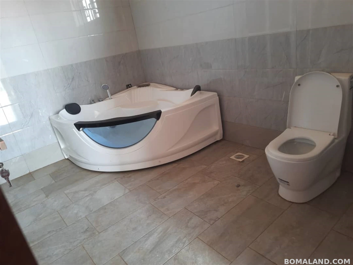 5 bedroom Mansion for sale in Kitende Wakiso Uganda
