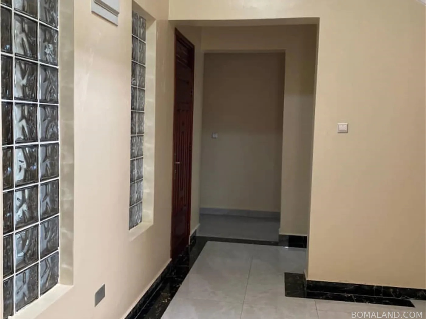 6 bedroom Mansion for sale in Bwebajja Wakiso Uganda