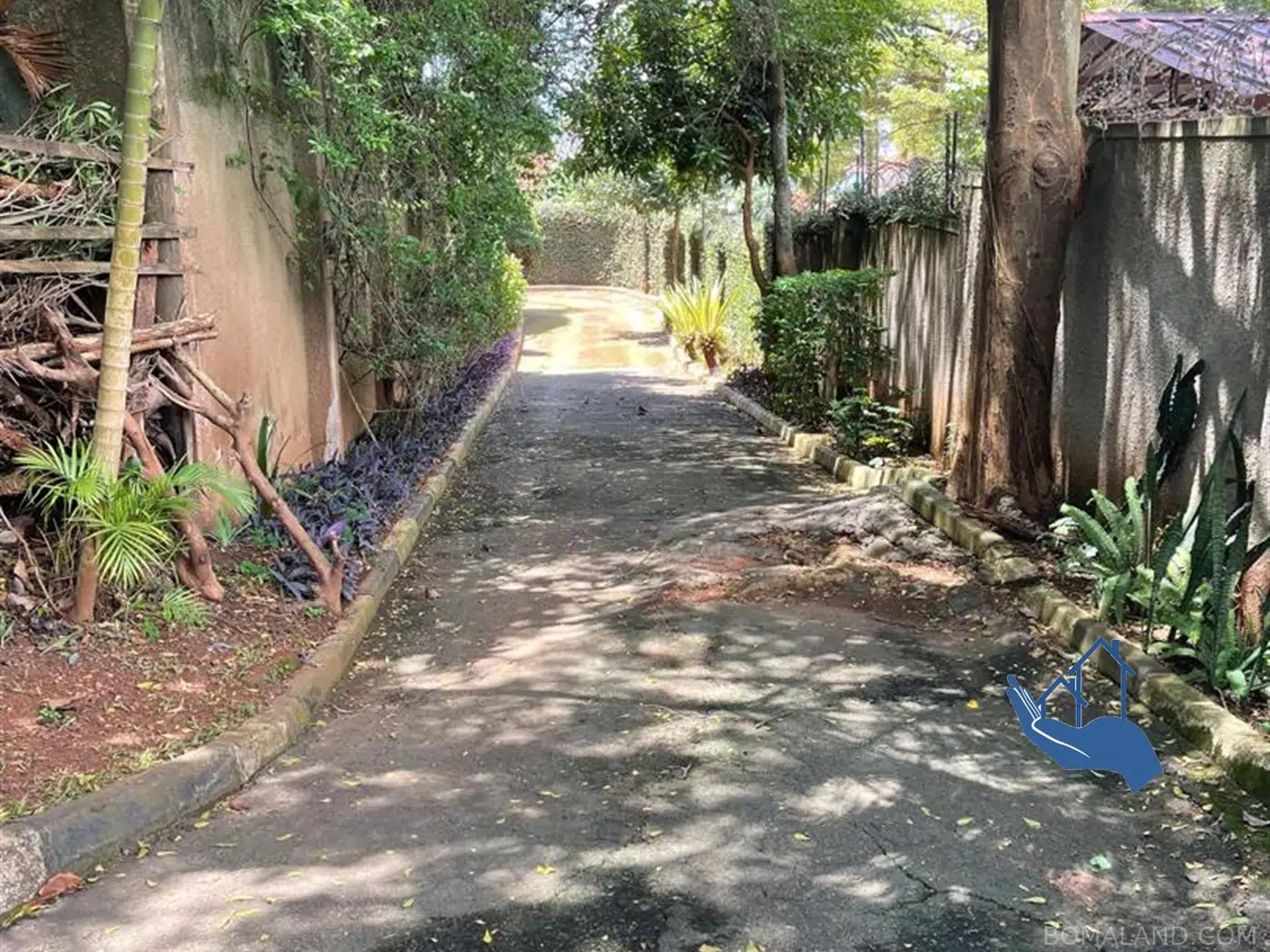 4 bedroom Bungalow for sale in Kansanga Kampala Uganda