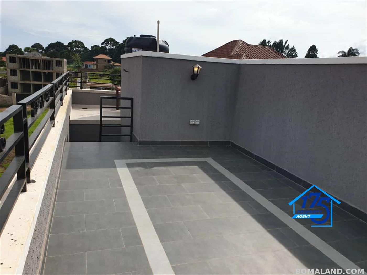 4 bedroom Duplex for sale in Entebbe Wakiso Uganda