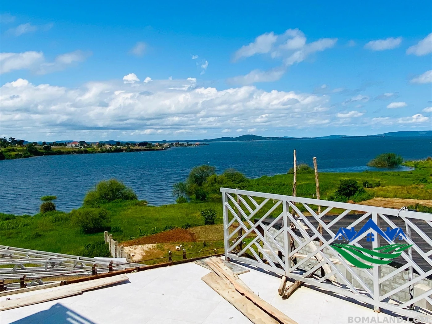 7 bedroom Mansion for sale in Kigo Wakiso Uganda