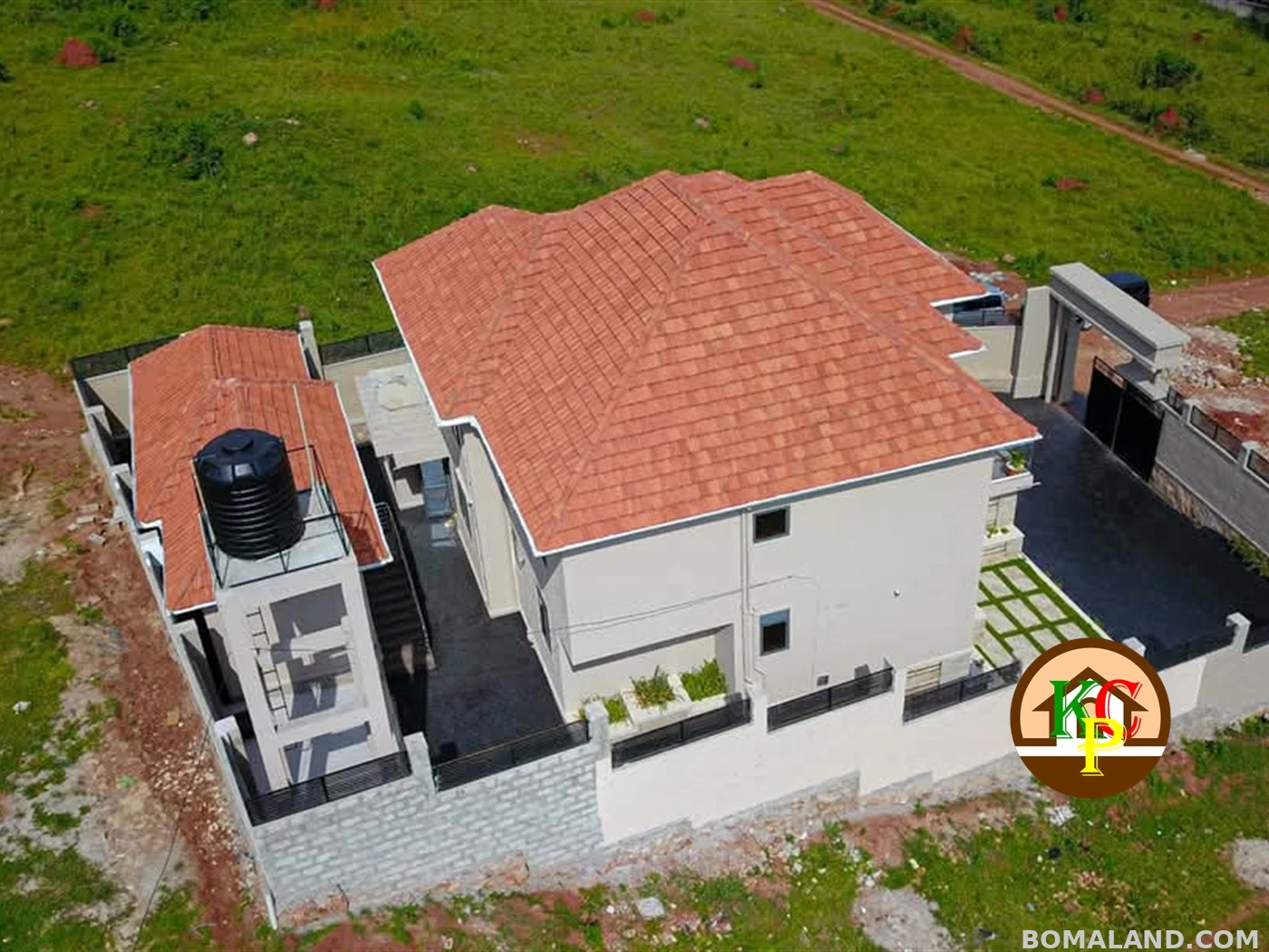 5 bedroom Storeyed house for sale in Namulanda Wakiso Uganda